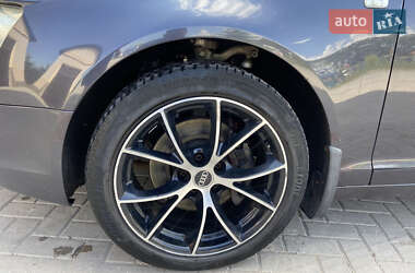 Седан Audi A6 2004 в 