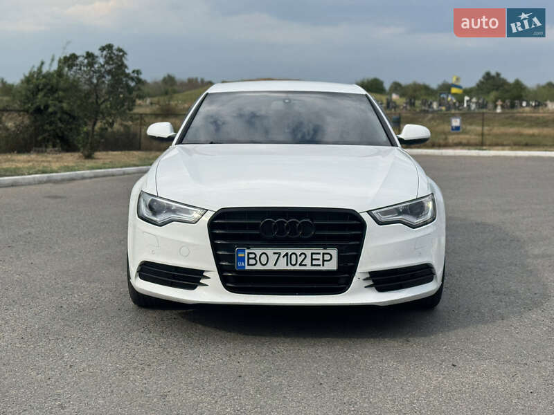 Седан Audi A6 2012 в Покровському