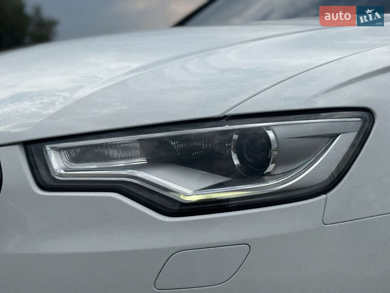 Седан Audi A6 2012 в Покровському