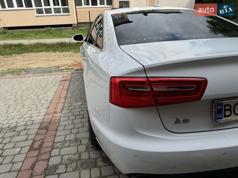 Седан Audi A6 2013 в Золочеве