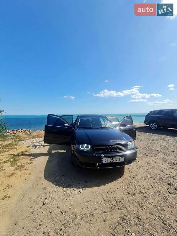Седан Audi A6 2002 в Фонтанці
