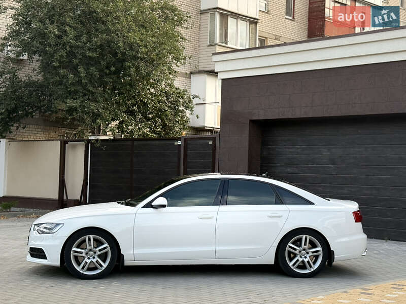 Седан Audi A6 2011 в Николаеве