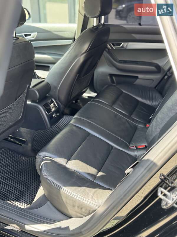 Универсал Audi A6 2010 в Новояворовске