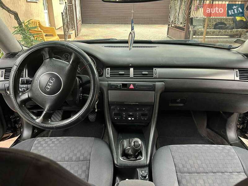 Седан Audi A6 2002 в Ужгороде