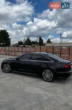 Седан Audi A6 2015 в 