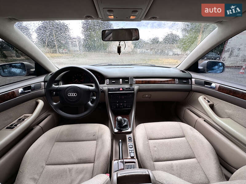Седан Audi A6 1998 в Тростянці