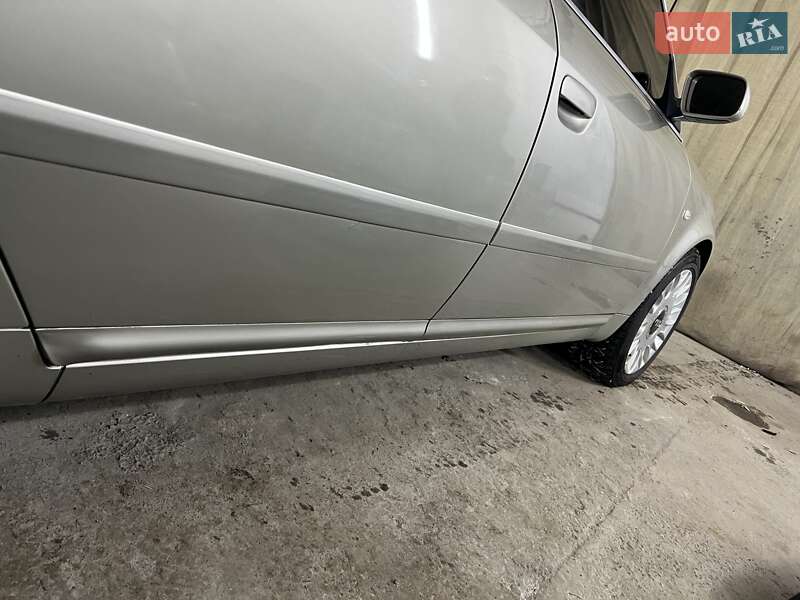Универсал Audi A6 2003 в Бурыни