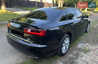 Седан Audi A6 2015 в 