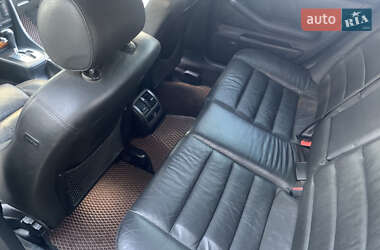 Универсал Audi A6 2001 в 