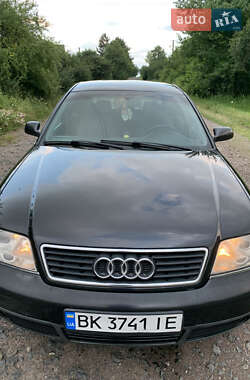 Седан Audi A6 2000 в 
