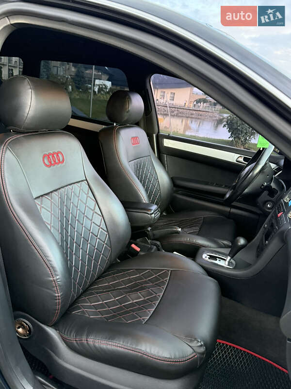 Універсал Audi A6 2003 в Жовкві