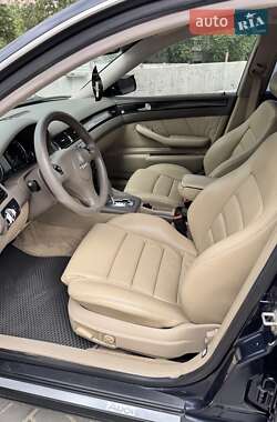 Универсал Audi A6 2004 в 