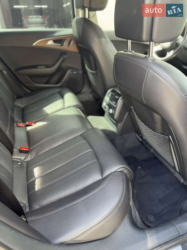Седан Audi A6 2016 в Киеве