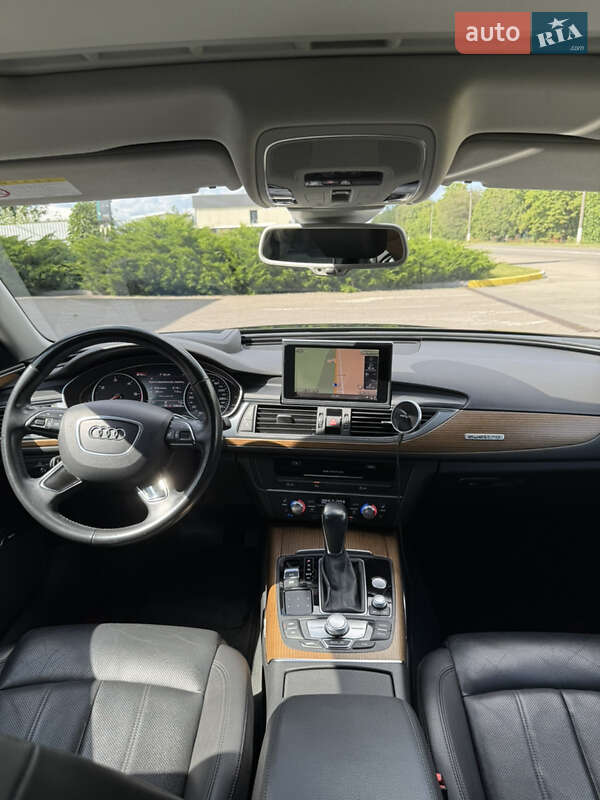Седан Audi A6 2016 в Киеве