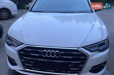 Седан Audi A6 2019 в 