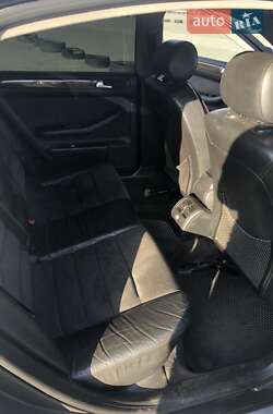 Седан Audi A6 2002 в 