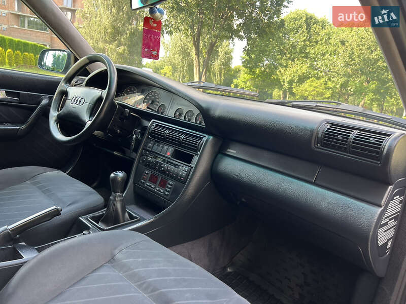 Седан Audi A6 1996 в Хмельницькому