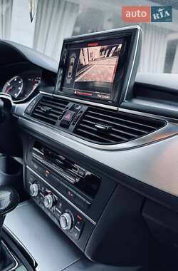 Седан Audi A6 2012 в 