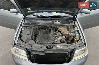 Седан Audi A6 1998 в 
