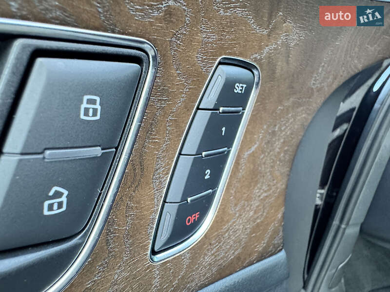 Седан Audi A6 2014 в Киеве