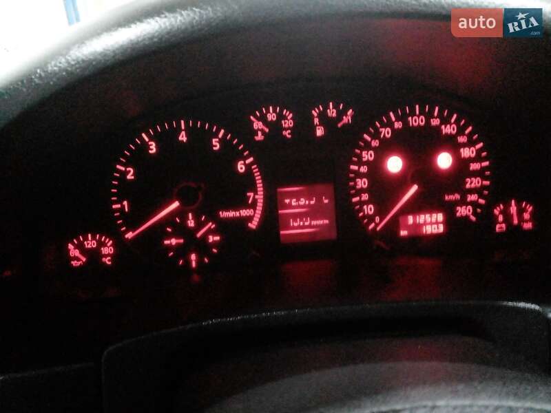 Седан Audi A6 1997 в Львові