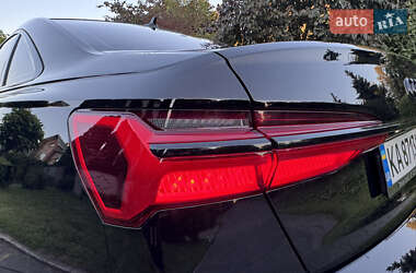 Седан Audi A6 2023 в 