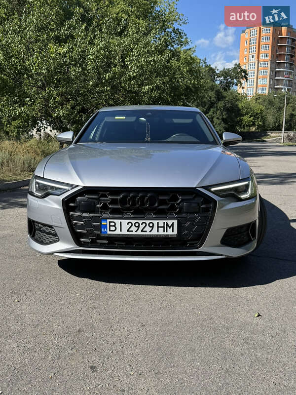 Седан Audi A6 2023 в 