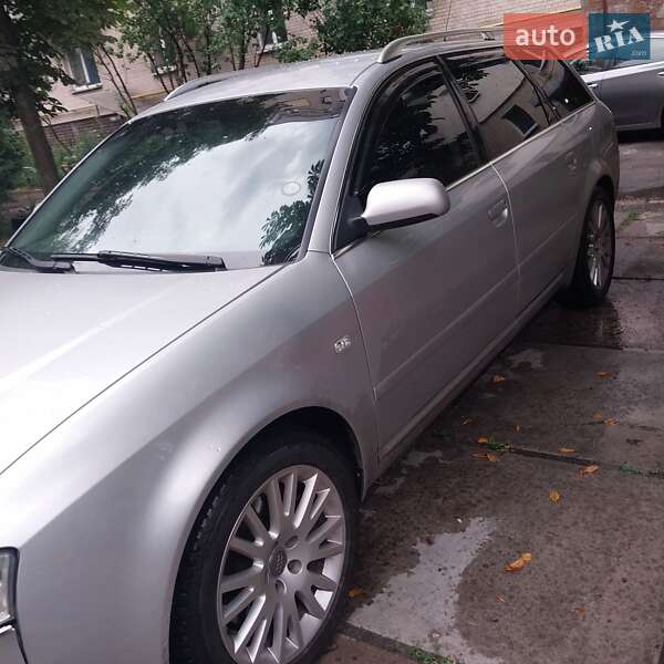 Универсал Audi A6 2004 в 