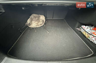 Седан Audi A6 2014 в 
