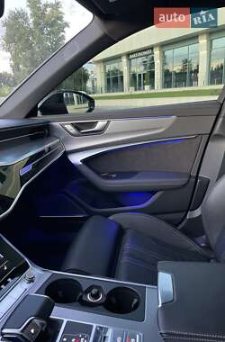 Седан Audi A6 2018 в 