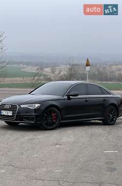 Седан Audi A6 2015 в 