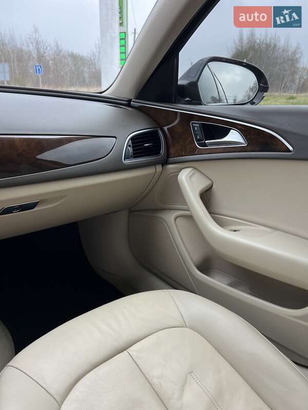 Седан Audi A6 2015 в Дрогобыче