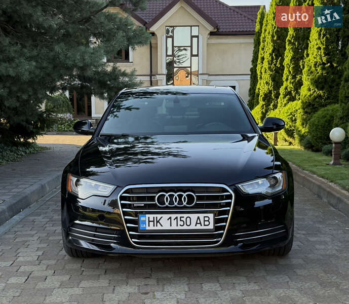 Седан Audi A6 2014 в Сарнах