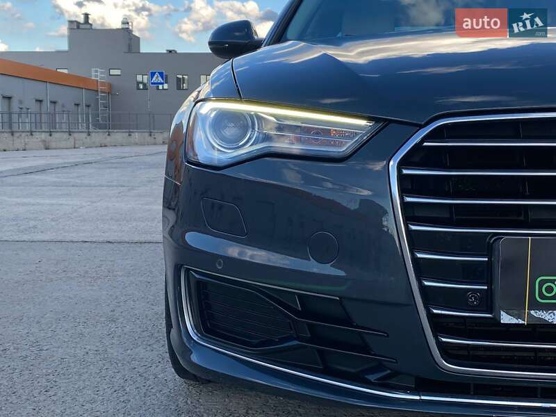 Седан Audi A6 2015 в Киеве