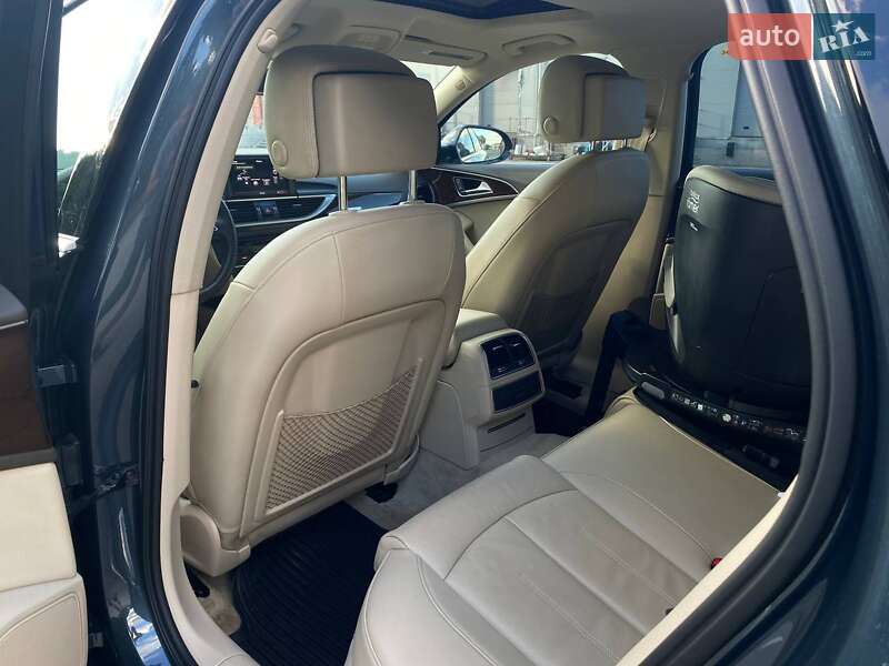 Седан Audi A6 2015 в Киеве