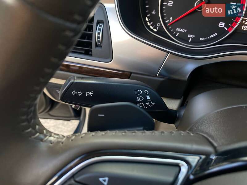 Седан Audi A6 2015 в Киеве