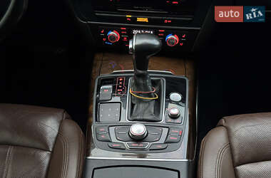 Седан Audi A6 2011 в 