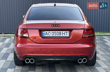 Седан Audi A6 2004 в 