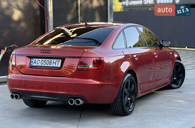 Седан Audi A6 2004 в 