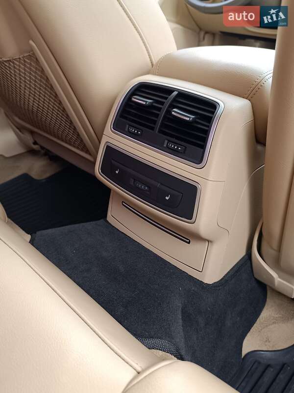 Седан Audi A6 2012 в Шептицькому