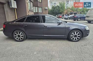 Седан Audi A6 2004 в 