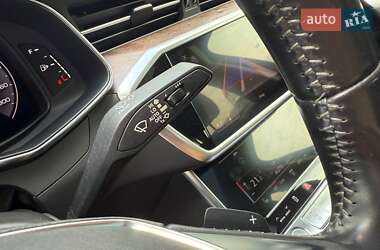 Седан Audi A6 2019 в 