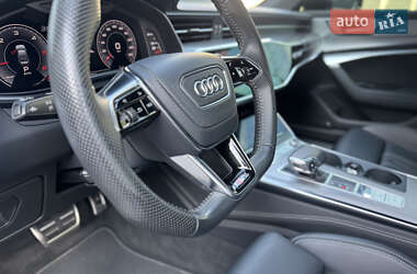Седан Audi A6 2019 в 