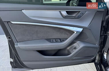 Седан Audi A6 2019 в 