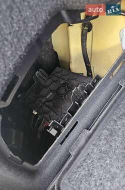 Седан Audi A6 2014 в 