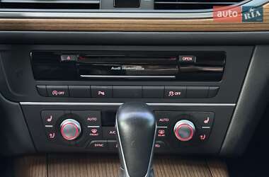 Седан Audi A6 2015 в 
