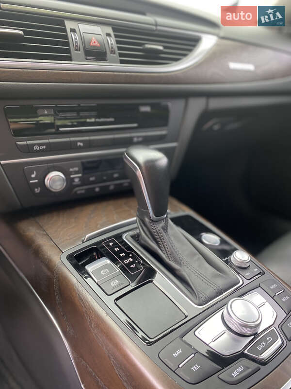 Седан Audi A6 2016 в Ровно