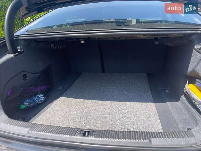 Седан Audi A6 2012 в Одессе