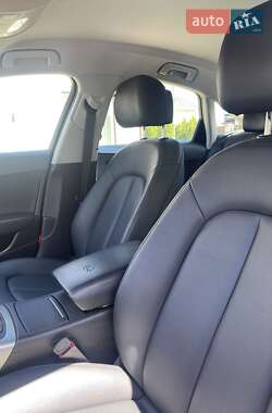 Седан Audi A6 2012 в 