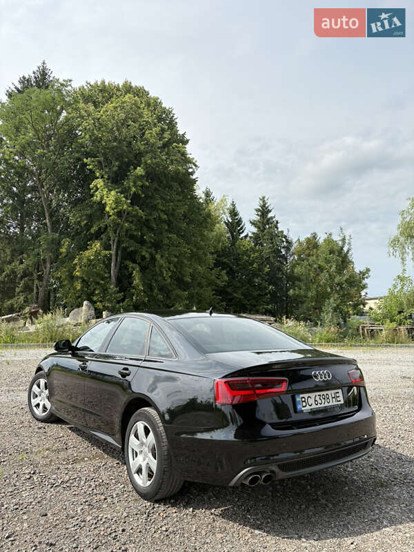Седан Audi A6 2012 в Самборе